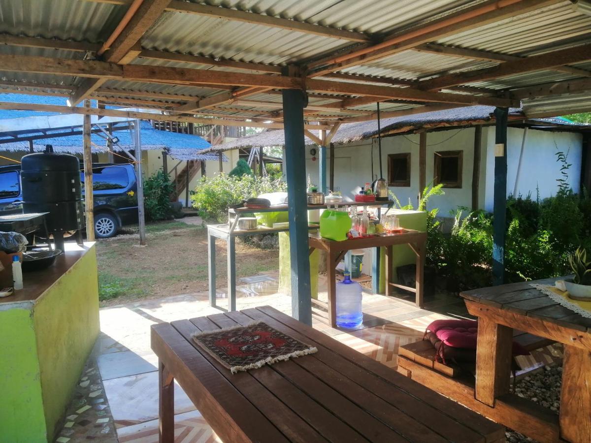 Genevieve Guest House And Tours Siquijor Exterior foto